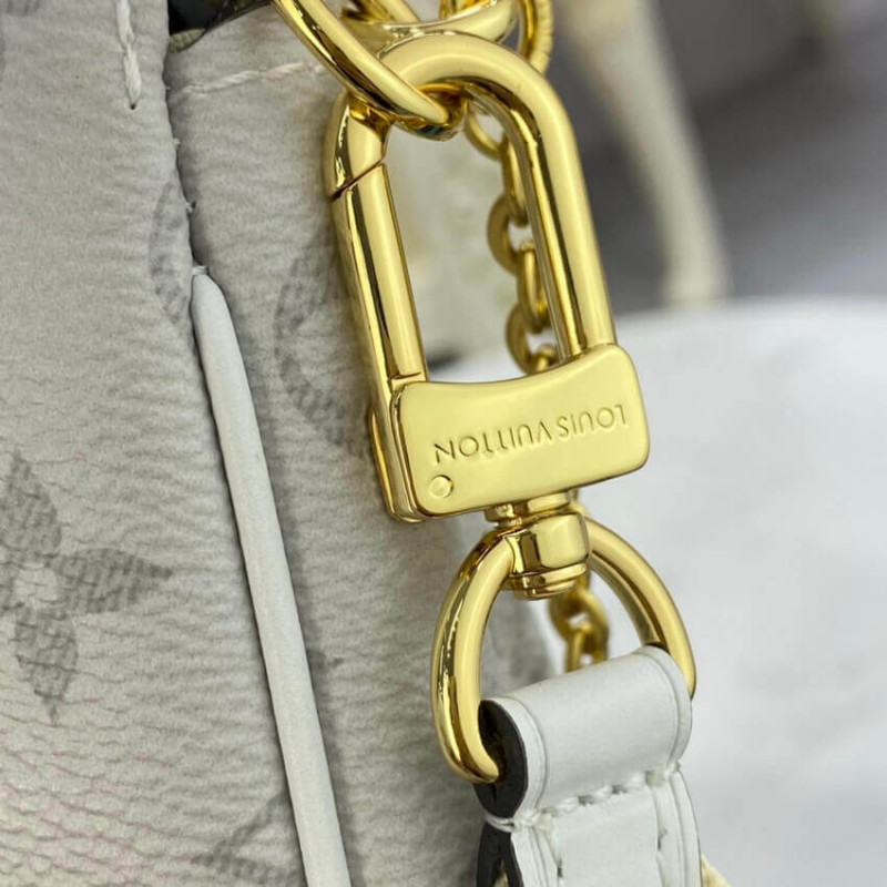 Replica Louis Vuitton Monogram Multi Pochette Accessoires White - Image 15