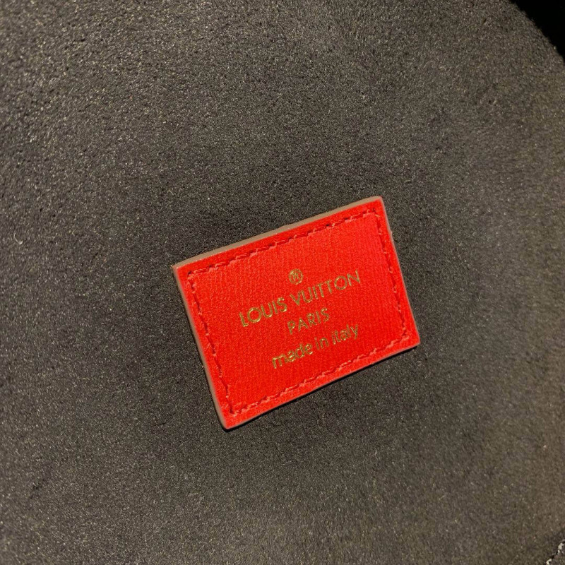 Replica Louis Vuitton Monogram Vernis Leather Cannes M53997 M53998 - Image 8