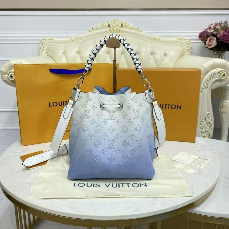 Replica Louis Vuitton Muria Bag Gradient Blue Mahina Leather M57853 - Image 5