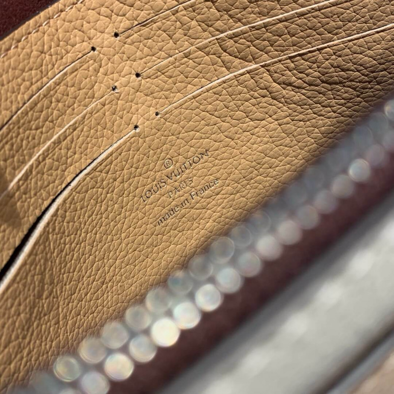 Replica Louis Vuitton Mylockme Pochette M63926 - Image 7