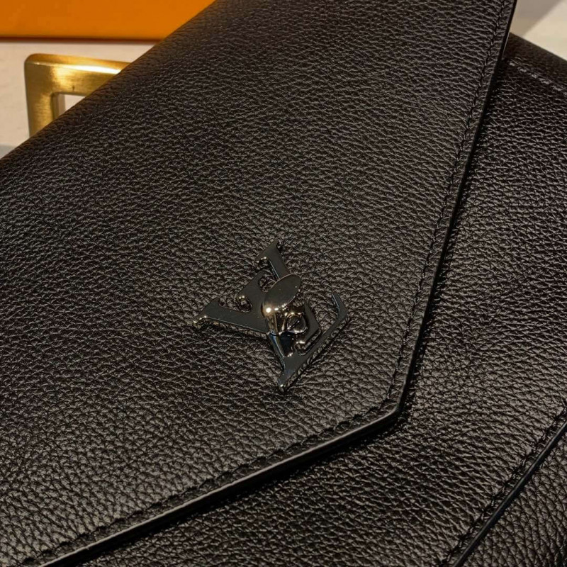 Replica Louis Vuitton Mylockme Pochette M67521 - Image 5