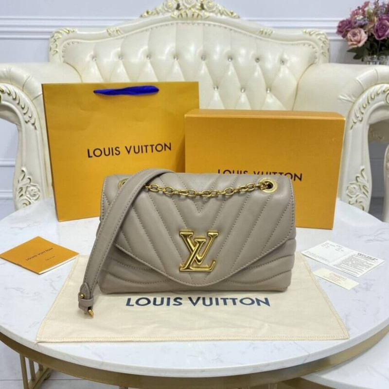 Replica Louis Vuitton New Wave Chain Bag M58550 Dark Taupe - Image 3