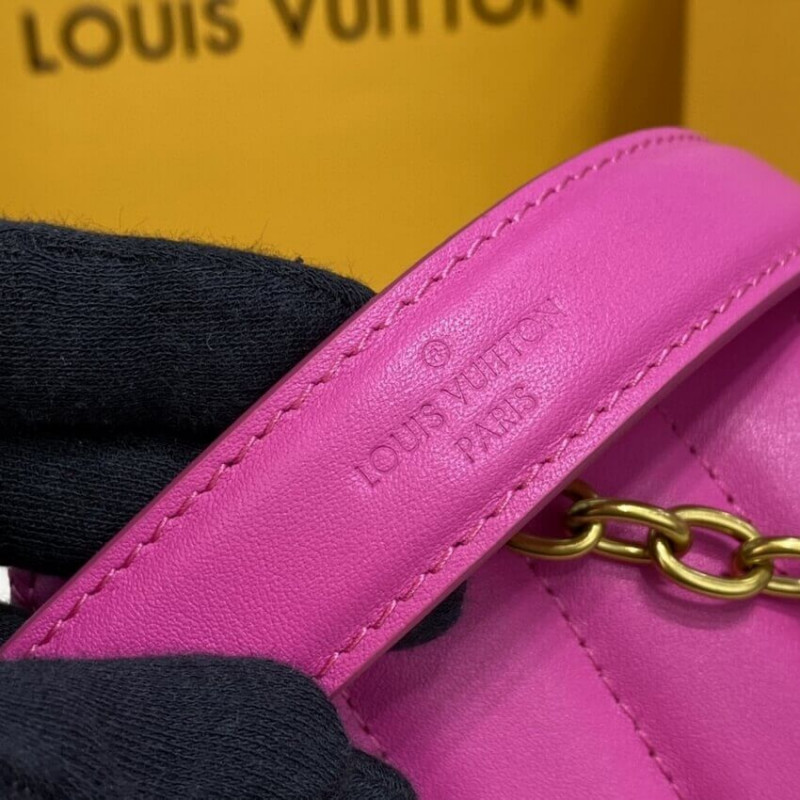 Replica Louis Vuitton New Wave Chain Bag M58553 Agathe Pink - Image 12