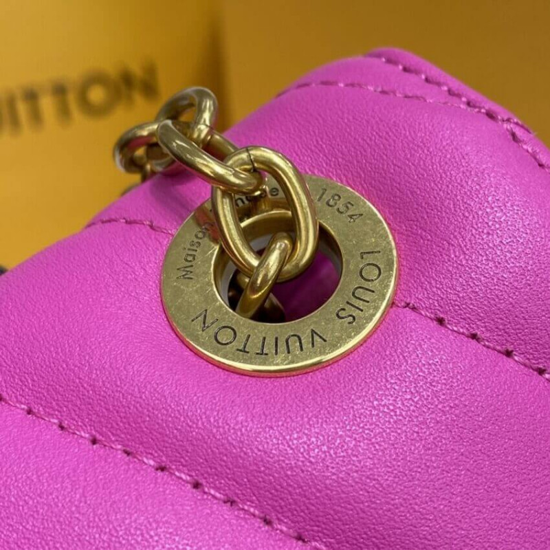 Replica Louis Vuitton New Wave Chain Bag M58553 Agathe Pink - Image 10