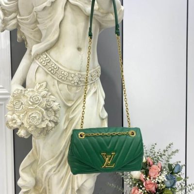 Alternative view of Replica Louis Vuitton New Wave Chain Bag M58664 Emerald Green