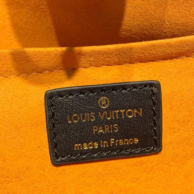 Replica Louis Vuitton On My Side Bag M53823 Black - Image 9