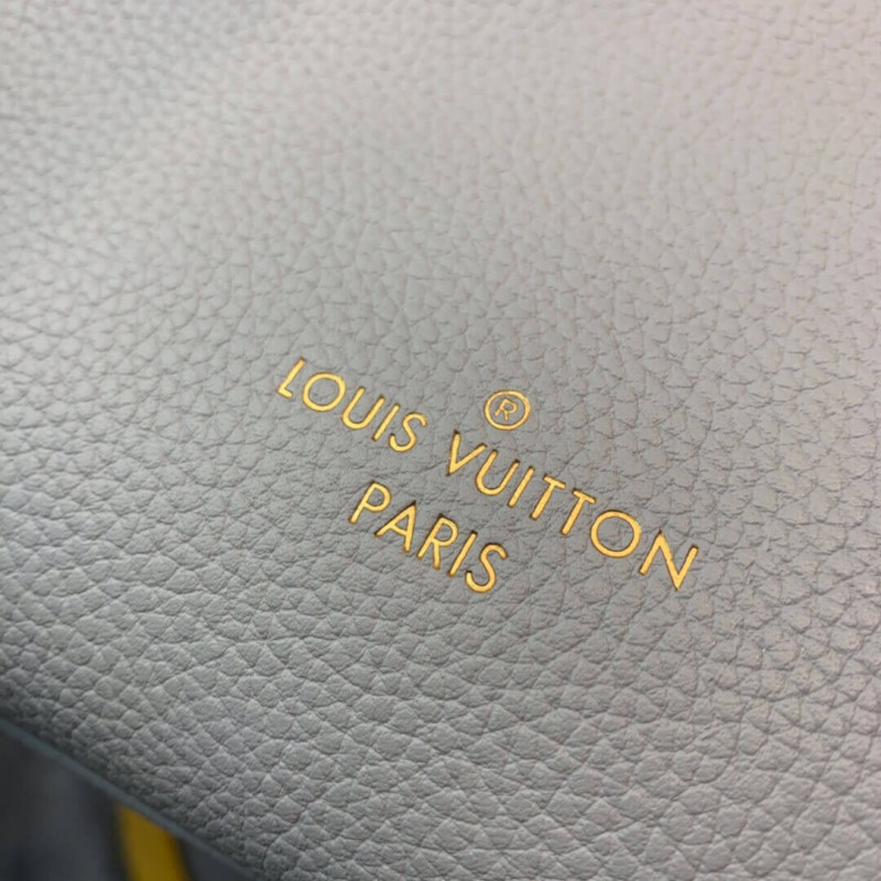 Replica Louis Vuitton On My Side Bag M56078 - Image 12