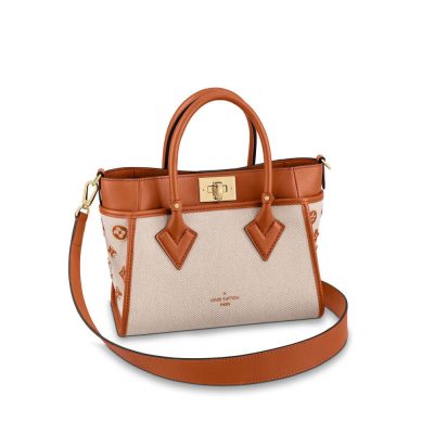 Replica Louis Vuitton On My Side Pm M59905