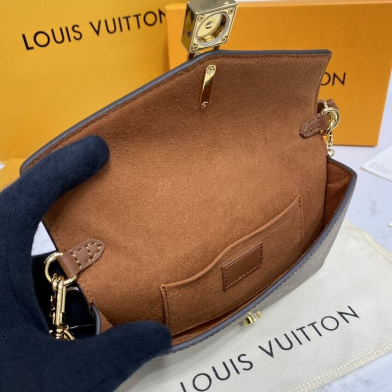Replica Louis Vuitton Padlock On Strap M80559 M80763 - Image 11