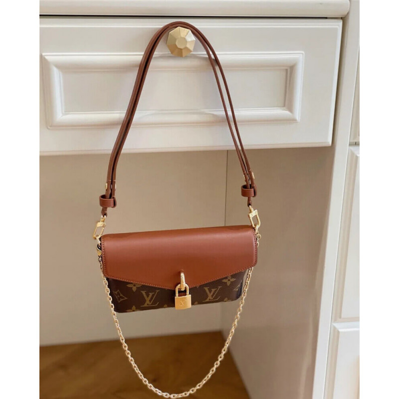 Replica Louis Vuitton Padlock On Strap M80559 M80763 - Image 3