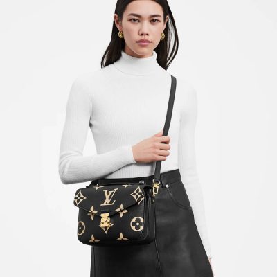Alternative view of Replica Louis Vuitton Pochette Metis M45773