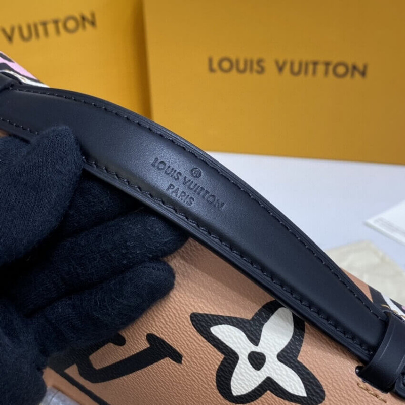 Replica Louis Vuitton Pochette Metis M45823 - Image 12
