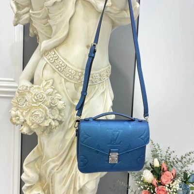Alternative view of Replica Louis Vuitton Pochette Metis M59211 Navy Nacre