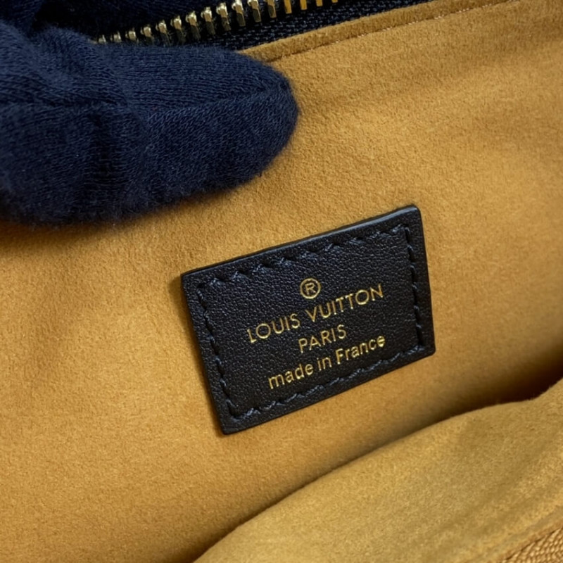 Replica Louis Vuitton Sac Coussin Mm M57782 M57783 - Image 14