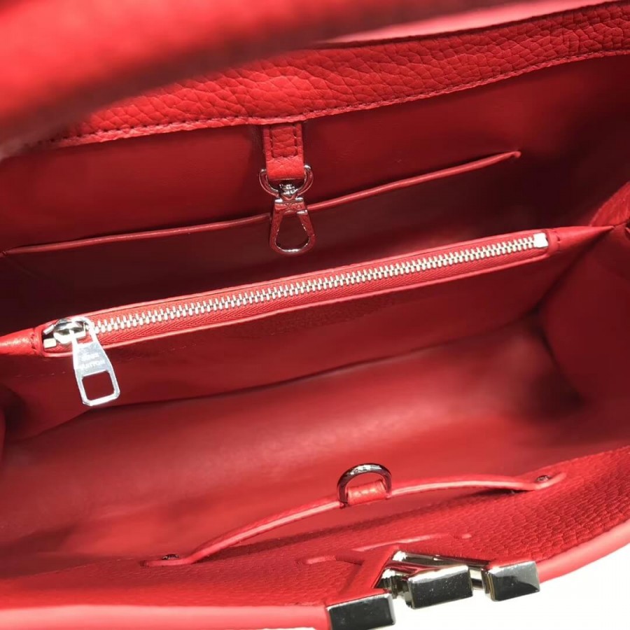 Replica Louis Vuitton Taurillon Leather Capucines Mm M48864 - Image 8