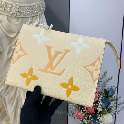 Alternative view of Replica Louis Vuitton Toiletry Pouch 26 M80504