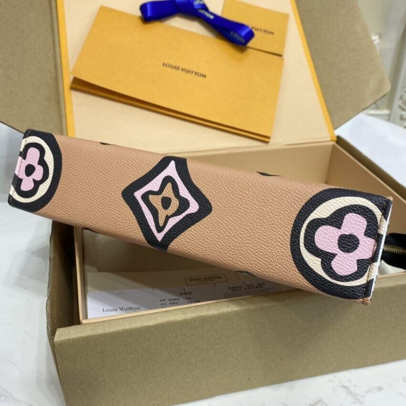 Replica Louis Vuitton Toiletry Pouch 26 M80751 M80752 - Image 4