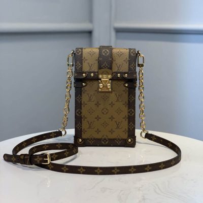 Alternative view of Replica Louis Vuitton Vertical Trunk Pochette M67873