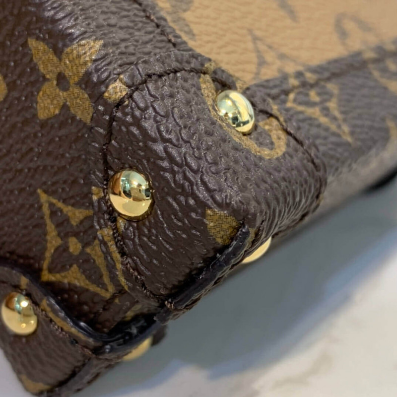Replica Louis Vuitton Vertical Trunk Pochette M67873 - Image 7