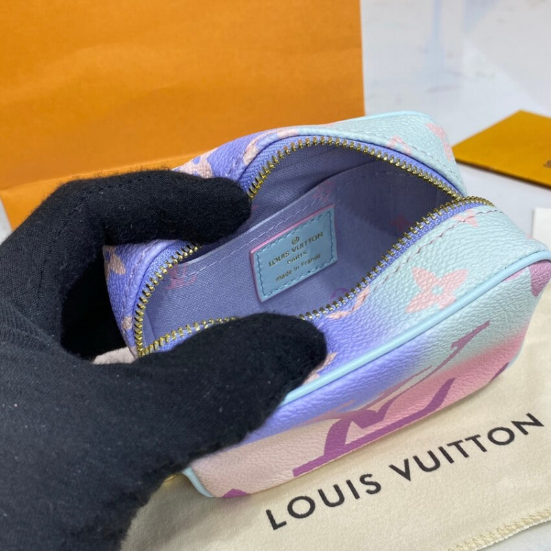 Replica Louis Vuitton Wapity Case M81339 - Image 9