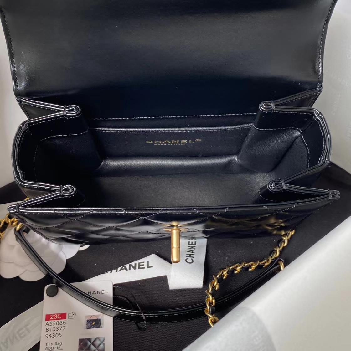 Replica Chanel Mini Flap Bag With Top Handle As3886 - Image 3