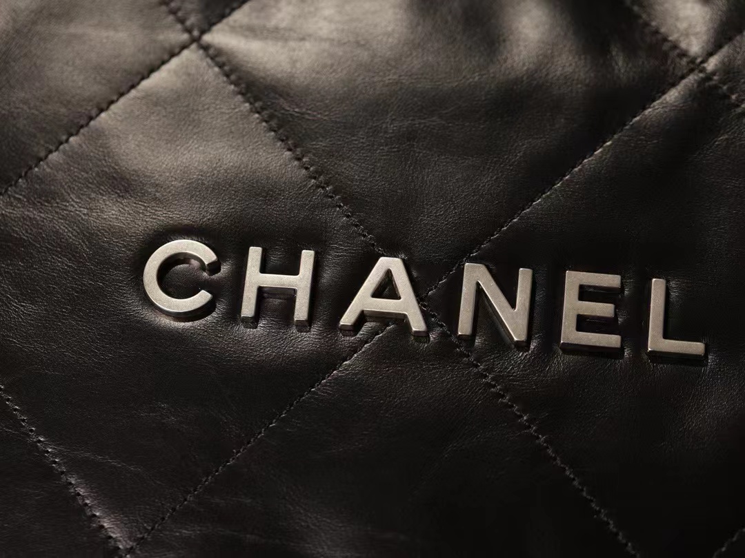 Replica Chanel 22 Handbag Black With Silver Metal Chain - Image 8