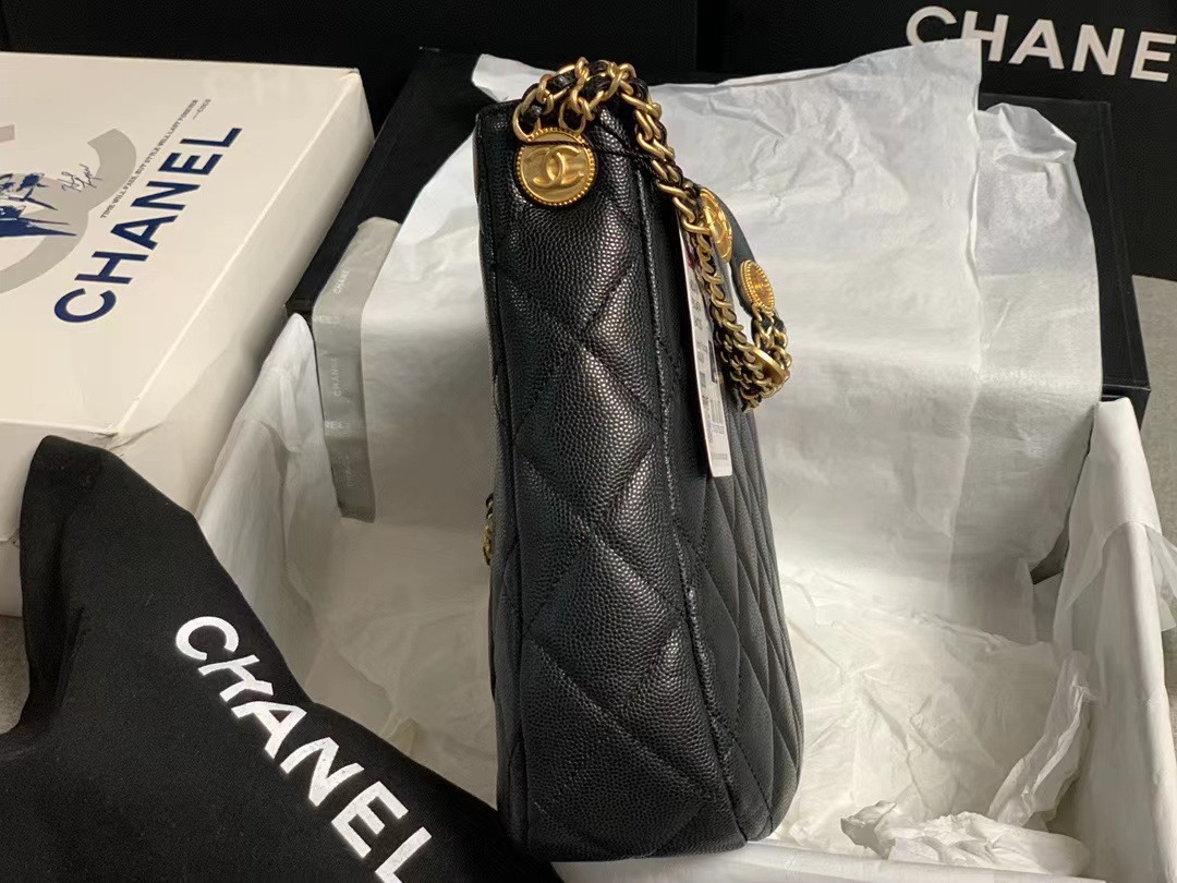 Replica Chanel Stock 22A As3400 Main Series Hobo Underarm Bag From Linda - Image 3
