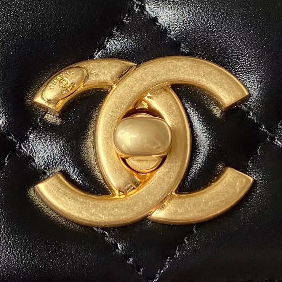 Replica Chanel Mini Flap Bag With Top Handle As3886 - Image 8