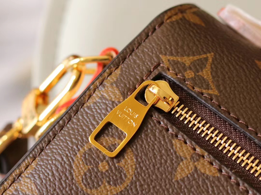 Replica Louis Vuitton M46279 Pochette Métis East West - Image 5
