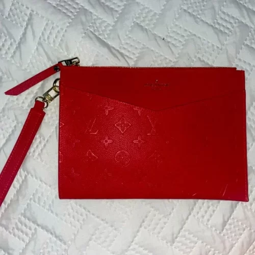 Louis Vuitton Daily Pouch M62937 photo review