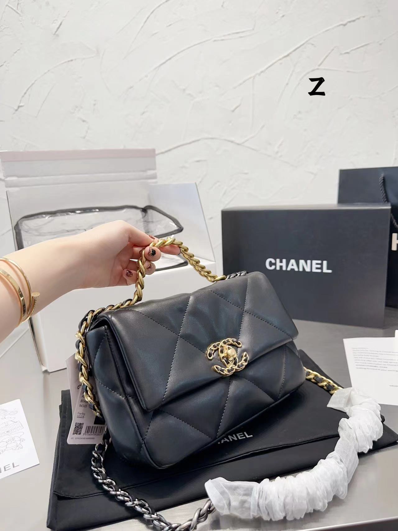 Replica Chanel 19 Hand 2Way Chain Shoulder Bag As1160 Lamb Leather Black Used Women - Image 6