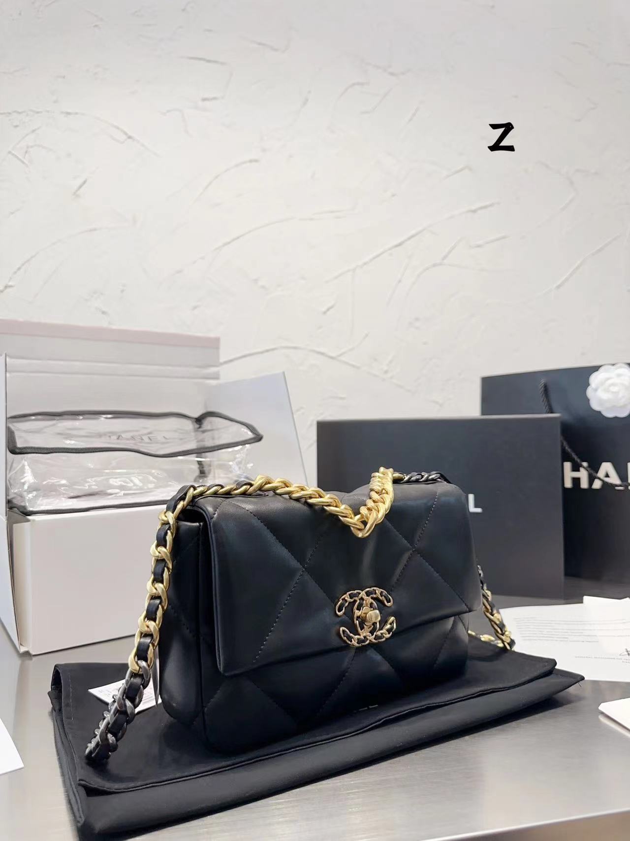 Replica Chanel 19 Hand 2Way Chain Shoulder Bag As1160 Lamb Leather Black Used Women - Image 8