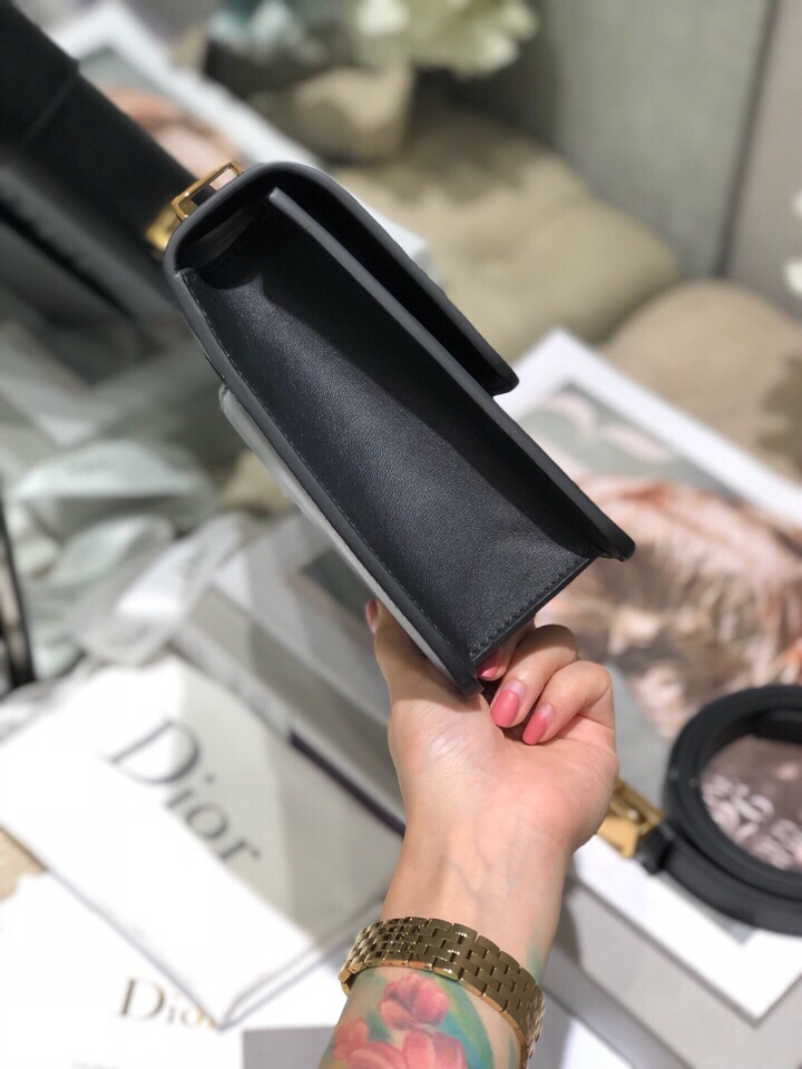 Replica Dior 30 Montaigne Bag Black Box Calfskin M9203Umos_M911 - Image 4