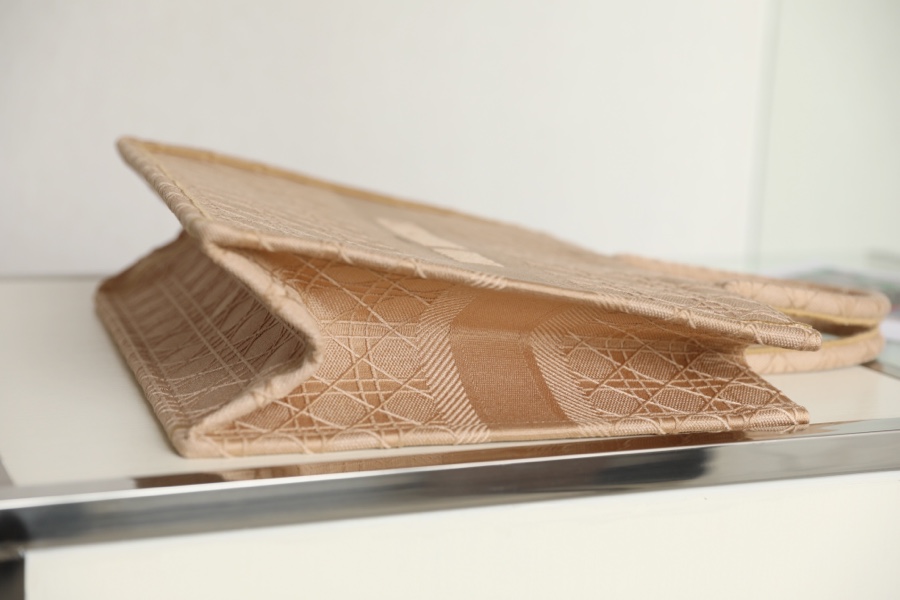 Replica Dior Book Tote Natural Cannage Raffia - Image 7