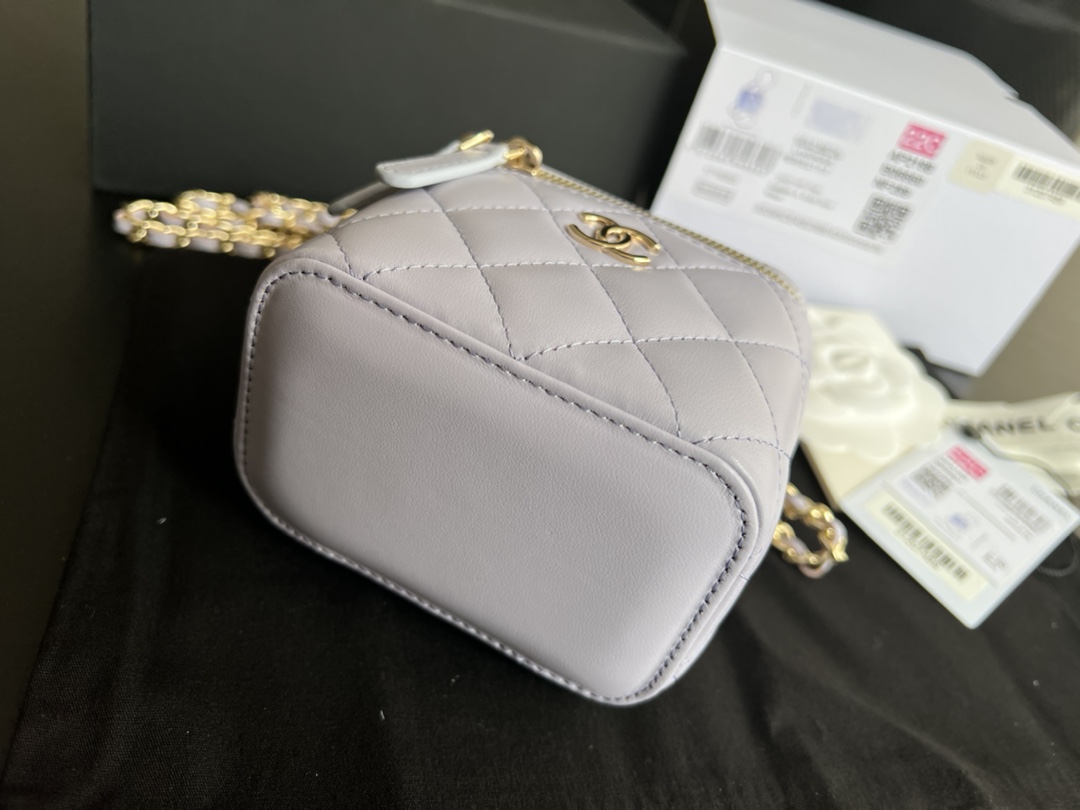 Replica Chanel 22 White Ap2198 - Image 6