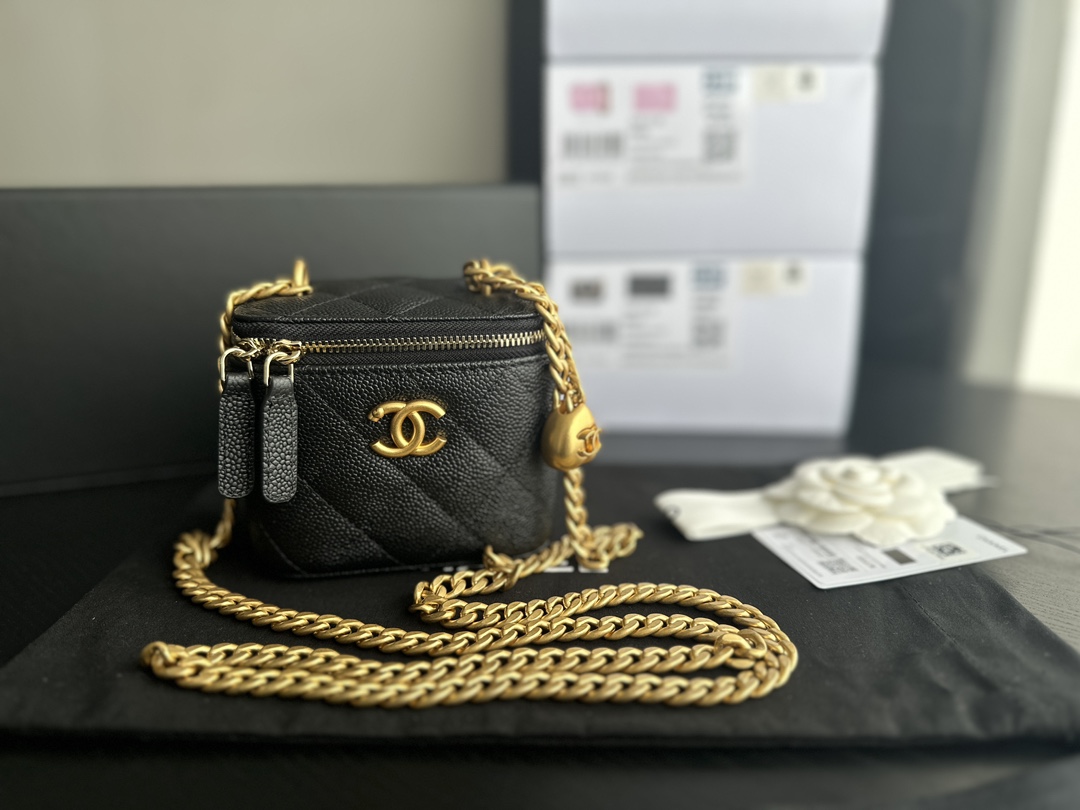 Replica Chanel Clutch With Chain Grained Calfskin & Gold-Tone Metal Black Ap3203