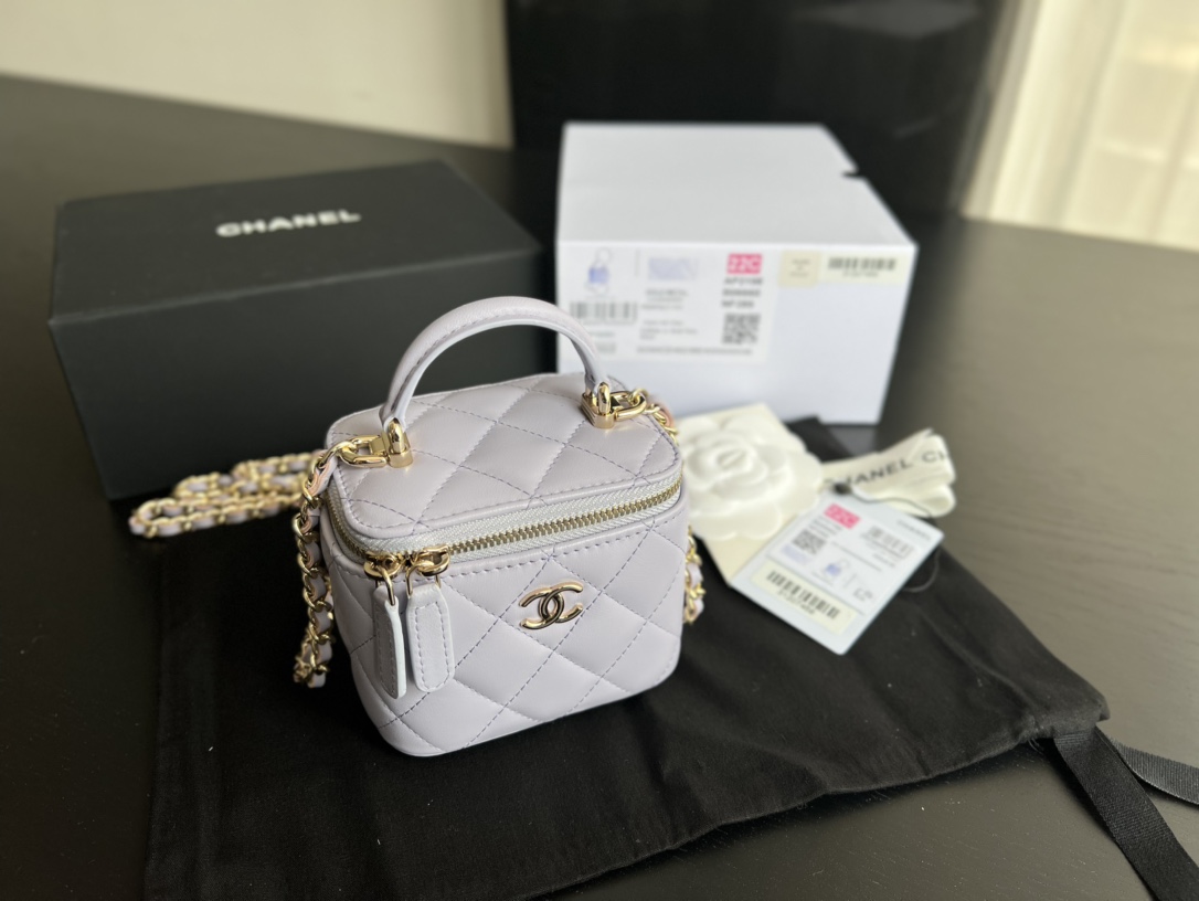 Replica Chanel 22 White Ap2198 - Image 8