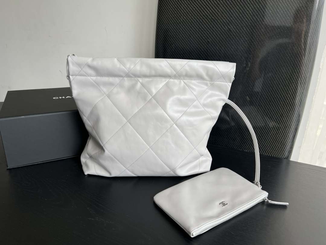 Replica Chanel 22 Bag White - Image 3