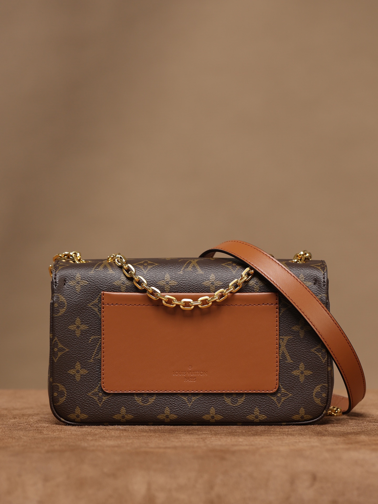 Replica Louis Vuitton Monogram Leather Marceau M46126 AAA - Image 7