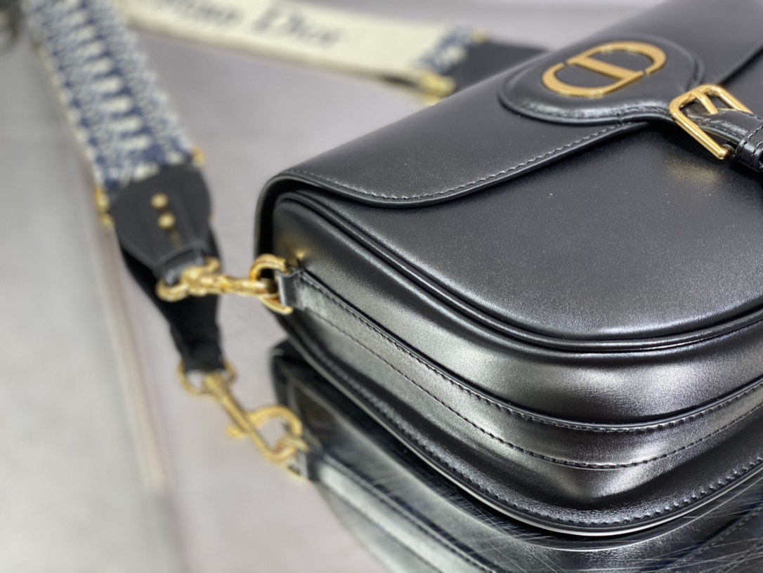 Replica Dior Large Bobby Bag Black Box Calfskin With Blue Dior Oblique Embroidered Strap M9320Ubby_M911 - Image 3
