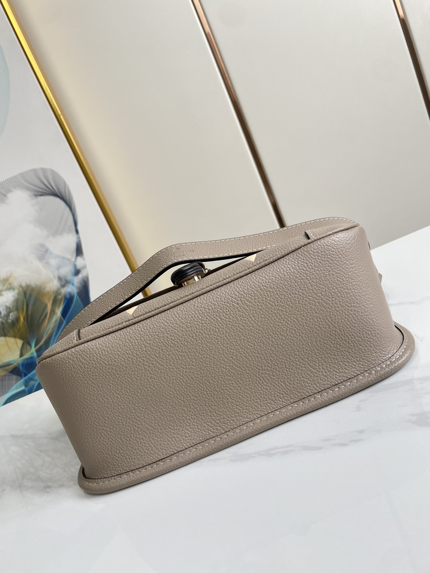 Replica Louis Vuitton Diane M46583 - Image 8