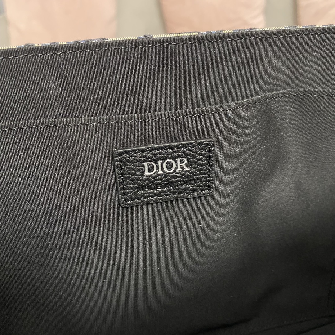 Replica Dior Explorer Messenger Bag 1Esme061Yky_H27E - Image 3