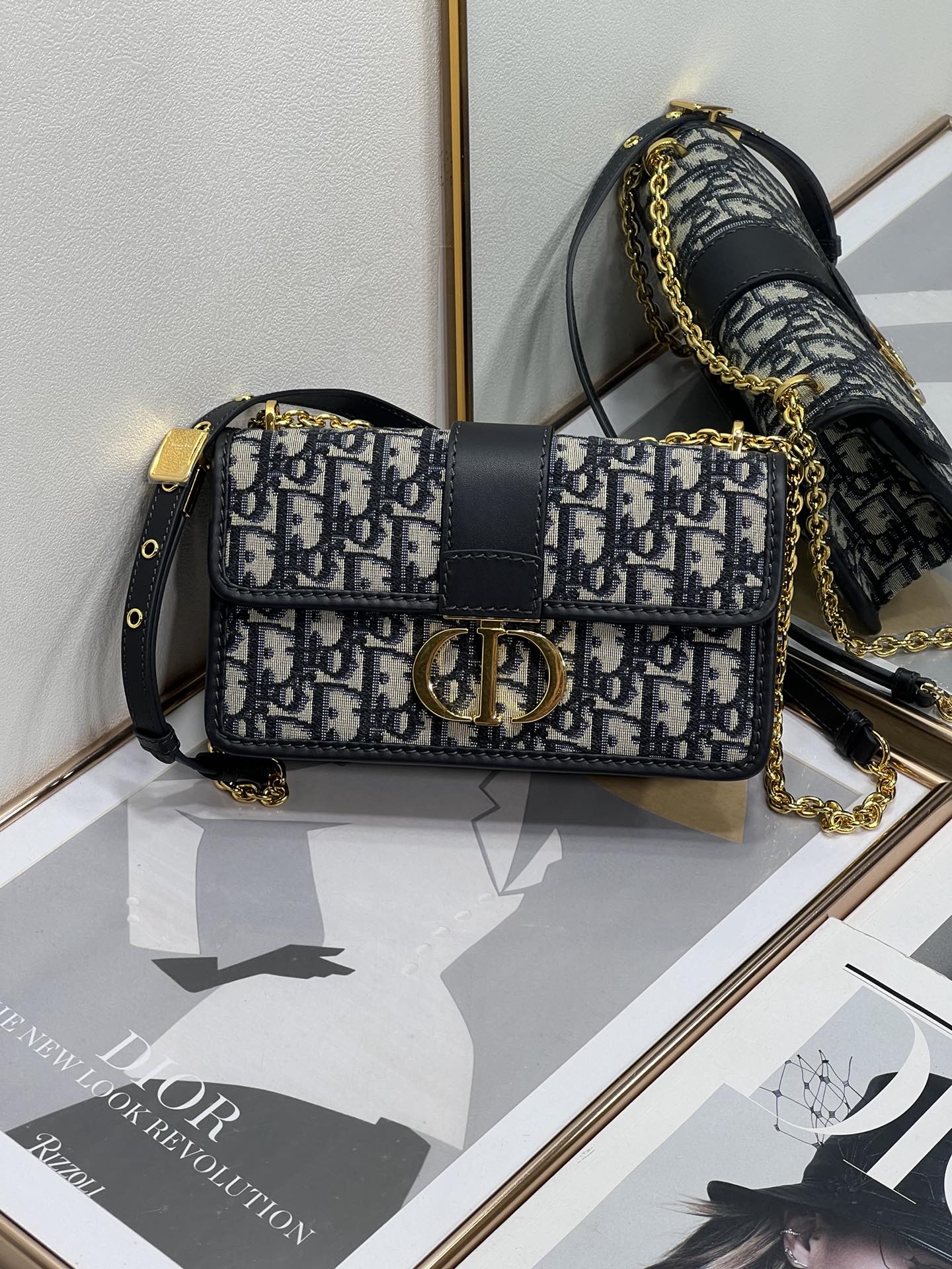 Replica Dior 30 Montaigne Bag Blue Dior Oblique Jacquard M9208Utzq_M928 - Image 6
