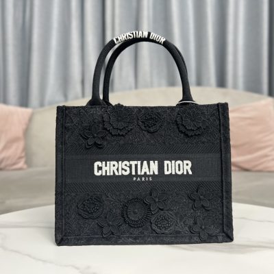 Replica Dior Book Tote Small D-Lace Macrame M1286Zeax_M911