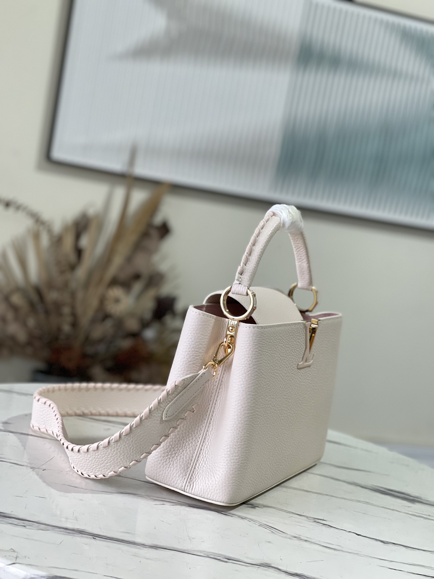 Replica Louis Vuitton Z Capucines Mm M21127 - Image 7