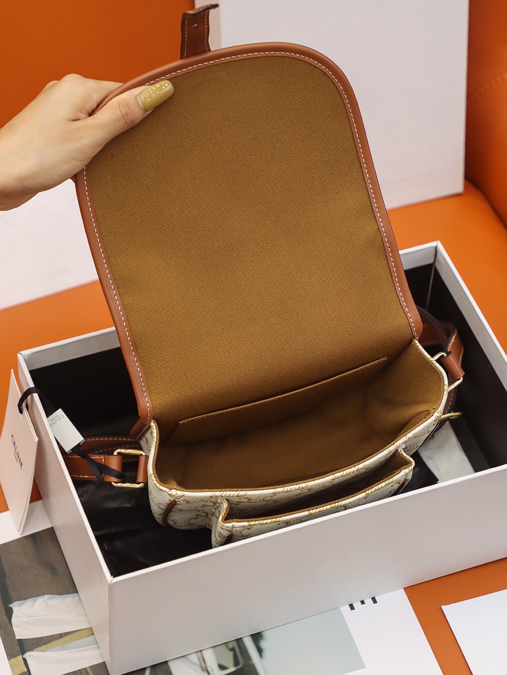 Replica Celine Medium Folco Bag In Triomphe Canvas And Calfskin - Image 4