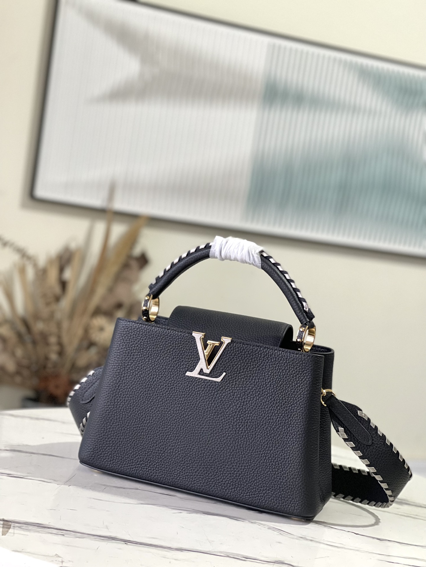 Replica Louis Vuitton Z Capucines Mm M21121
