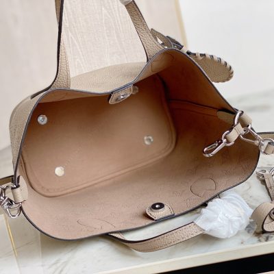 Alternative view of Replica Louis Vuitton Blossom Pm M21849