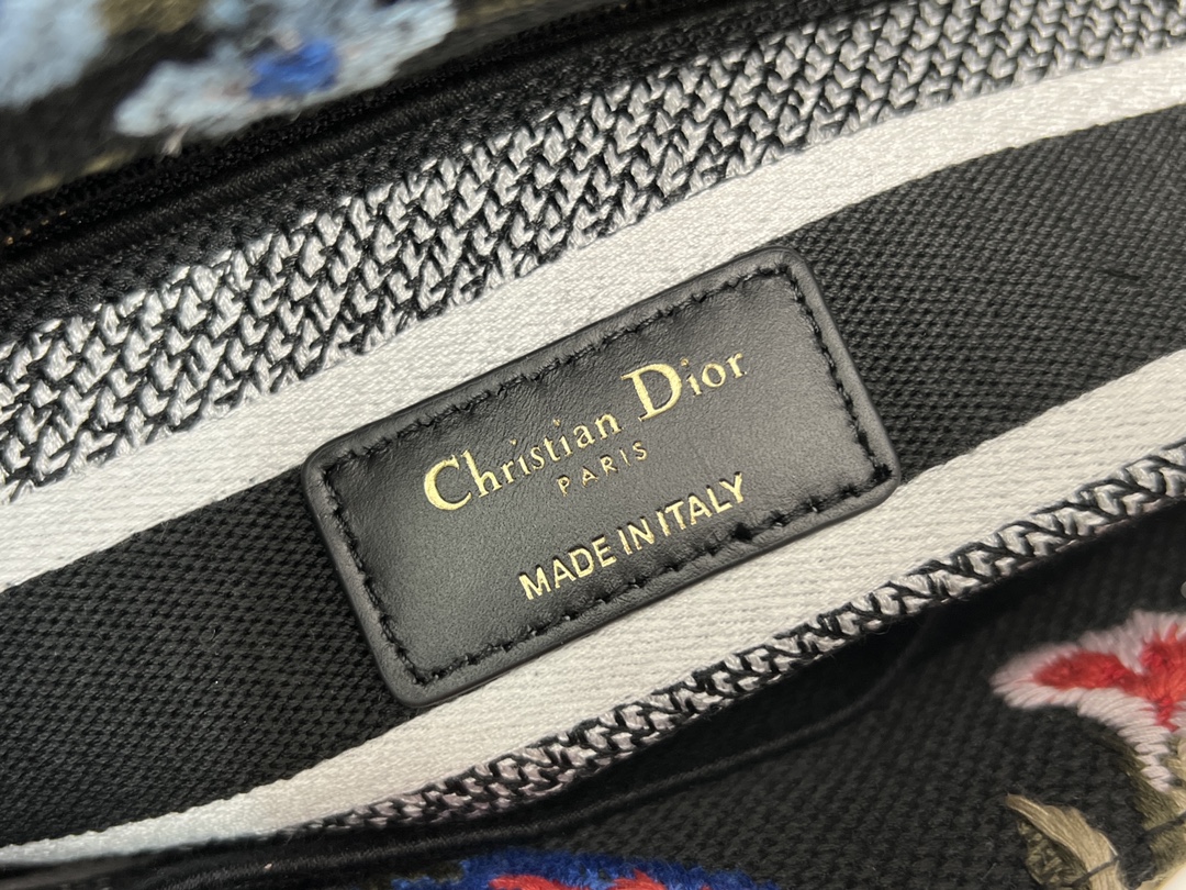 Replica Dior Small Lady D-Lite Bag Black Multicolor Dior Birds Embroidery M0565Oeao_M911 - Image 3