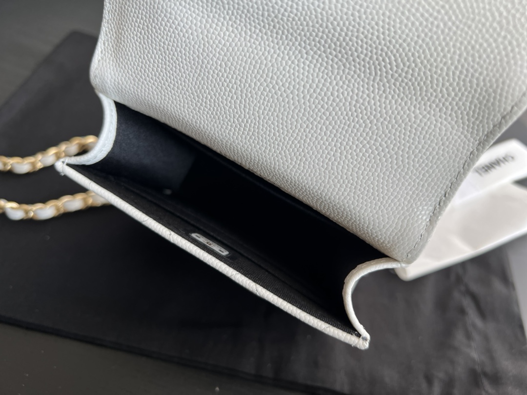 Replica Chanel Clutch With Chain - Image 2